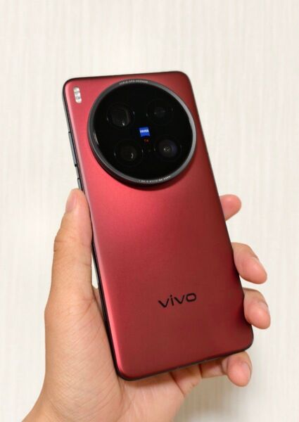 vivo X200 Ultra 12/256 レッド