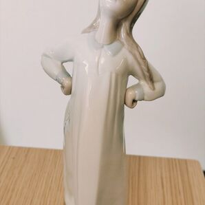 LLADRO リヤドロ 陶器人形 4872 ストレッチをする少女