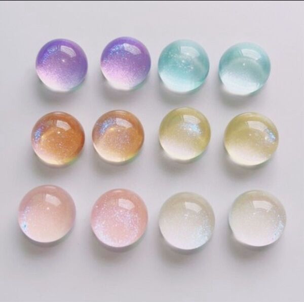 【ハンドメイド資材】ぷっくりカボション 貼り付けパーツ チラチララメ 16mm