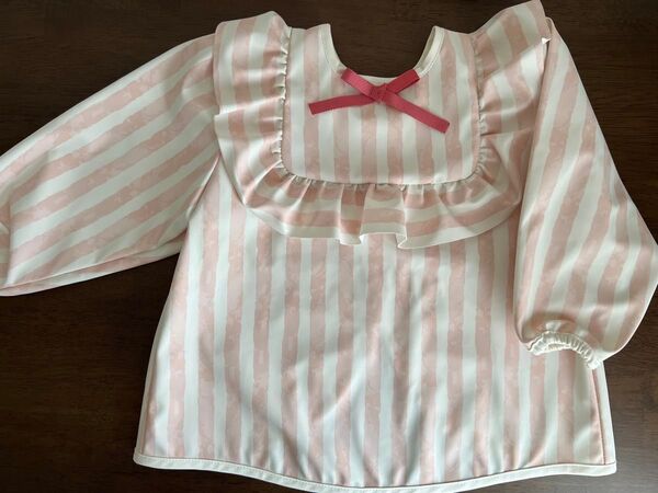 新品 Elodie エロディ ベビー キッズ 長袖 お食事エプロン フリル付き ピンク ストライプ Candy Stripes