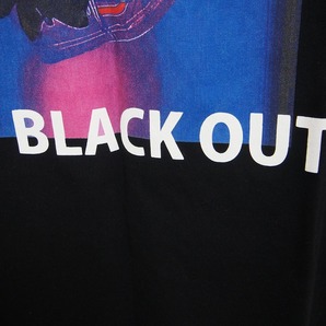 美品19SS MADDICTマディクト BLACK OUT プリント Tシャツ 半袖カットソー 黒910Jの画像5