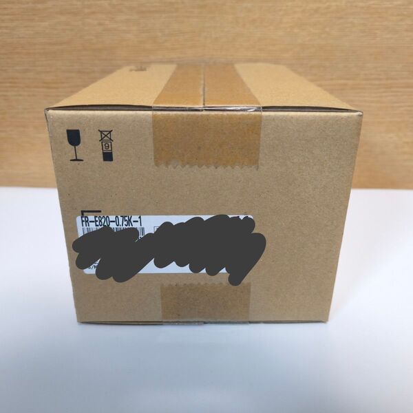 FR-E820-0.75K-1 三菱電機 新品未開封