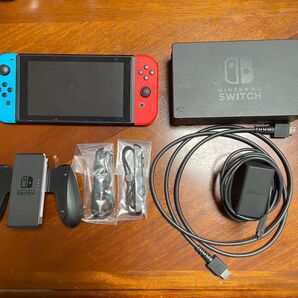 【欠品なし/おまけ付き】Nintendo Switch ネオンレッド・ブルー
