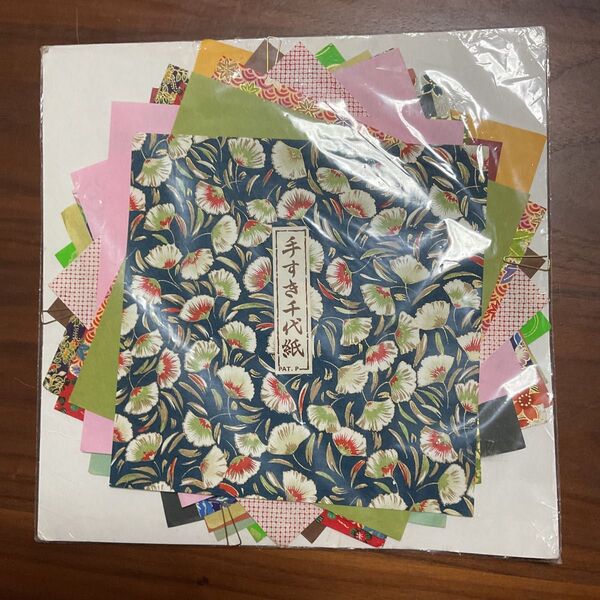 折り紙 柄9枚・無地11枚 サイズ 約19、5cmX19、5cm