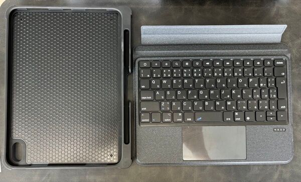 iPadキーボード付きケース【10.9インチ(iPad第10世代用)&11インチ(iPad第11世代用)】