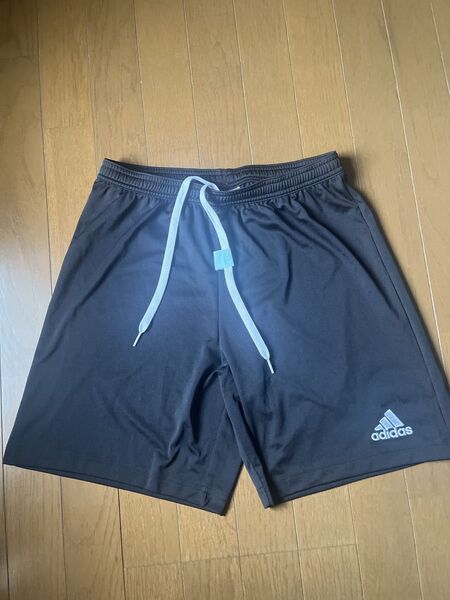adidas アディダス ハーフパンツ タグなし サイズは多分Oサイズ(XL )③