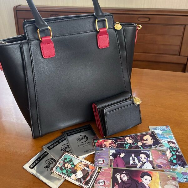 新品 鬼滅の刃 バッグ 財布 シール カード