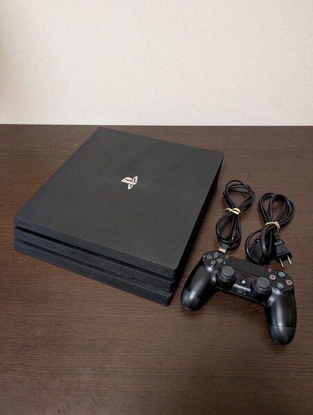PS4 PRO CUH-7100B