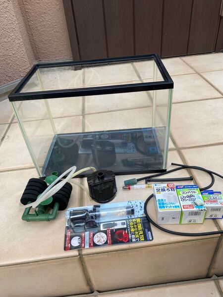 水槽セット 水槽25×23×25cm スポンジフィルター ロカボーイ 温度計 エアーストーンなど 淡水魚 メダカ
