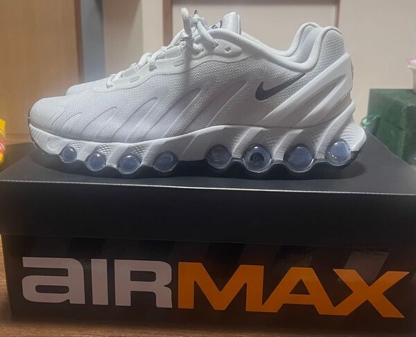 NIKE エアマックスDn8 Pure Platinum Black 新品未使用
