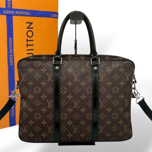 新型 ルイヴィトン モノグラムマカサー ポルトドキュマンヴォワヤージュ PDV LOUIS VUITTON ブリーフケース