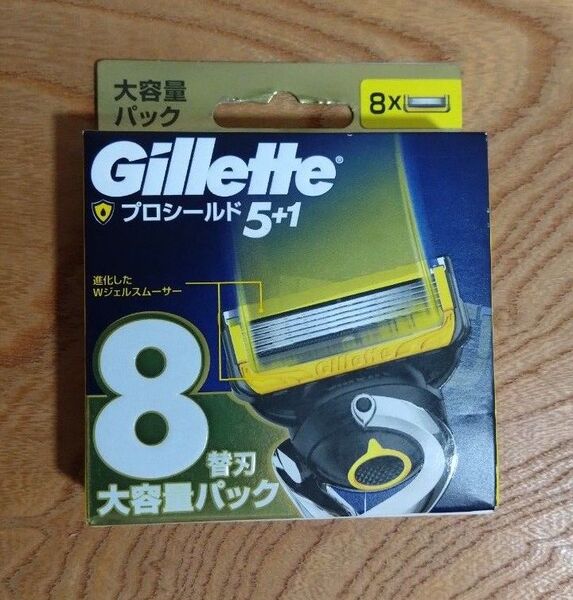 【パッケージにダメージ有り】ジレット プロシールド替刃8コ入 新品未使用 未開封 純正品