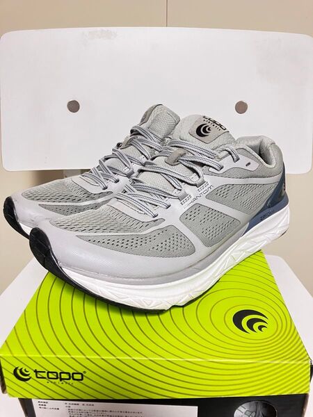 TOPO Athletic Phantom US8トポ ファントムランニングシューズ 26cm