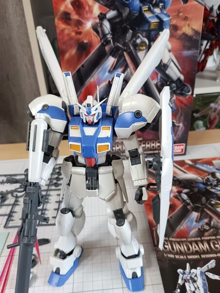 RE100 ガンダム試作4号機 ガーベラ 素組み