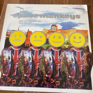 SPACE MONKEYS /Keep On Tripping On