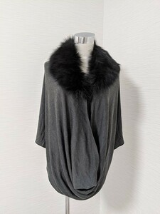 [ free shipping ]A253 fox fur poncho snood bore romance to wheel .. dark gray black bolero stretch . shawl muffler 