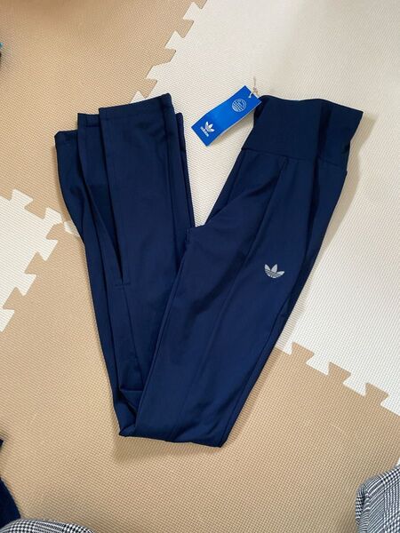 ADIDAS FLARED PANTS★IC2268