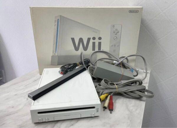 Wii 本体一式セット マリオカート&スマブラ付き