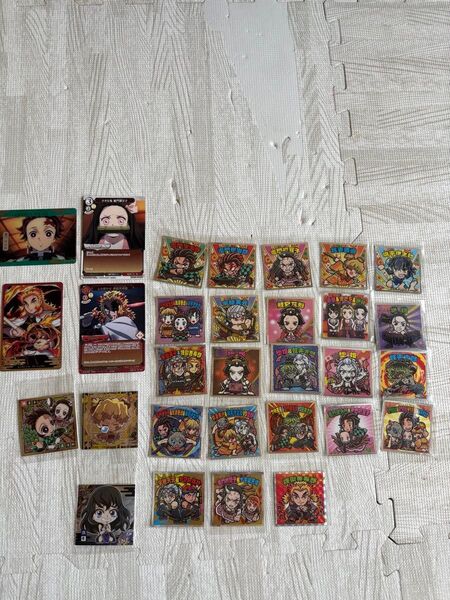 鬼滅の刃マン シールやカードなどセット