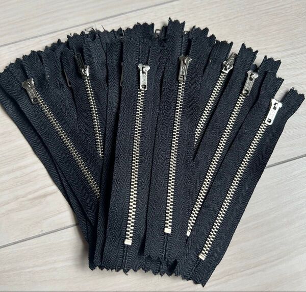 ①YKK 黒ファスナー 12cm 30本