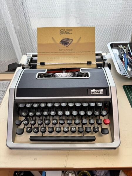 整備済完全動作実用機 Olivetti Lettera DL 1970年代製 手動式タイプライター