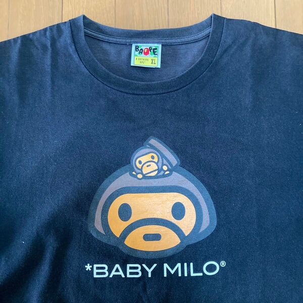 【A BATHING APE (BABY MILO) Tシャツ】カラー:ブラック(黒)、サイズ:XL