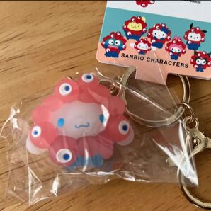 シナモロール シナモン ミャクミャク クリアカラーキーホルダー なりきり立体