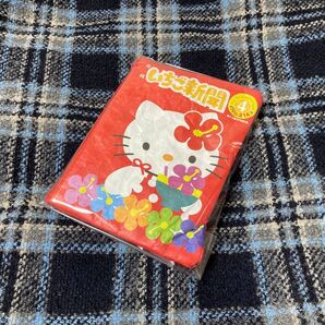 サンリオ キティ スリーコインズ ハローキティ 化粧ポーチ ポーチ スリコ いちご新聞 いちご フラットポーチ