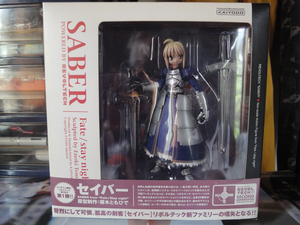 【フィギュア：Fate / stay night】REVOLTECH：SABER（セイバー：可動フィギュア）