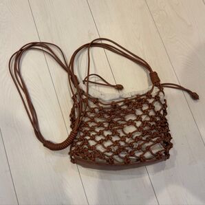 ZARA ショルダーバッグ クロスボディバッグ