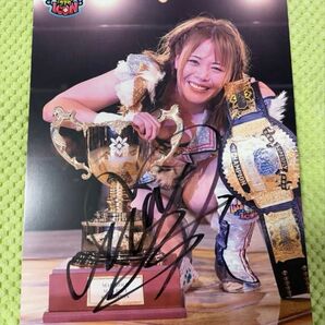 女子プロレス マリーゴールド MARIGOLD 岩谷麻優 直筆サイン入りポートレート / スターダム 写真集 カード トレカ R