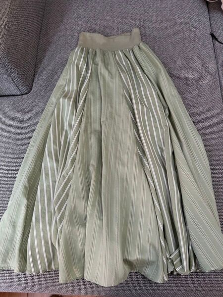 MoNiLE(モニーレ)ストライプ ロングスカート美品