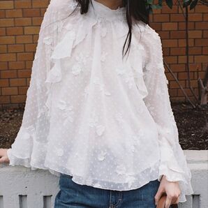 ほぼ新品 ZARA フラワーシャツ ブラウス 花刺繍