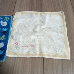 ローラアシュレイ タオルハンカチ 花柄刺繍