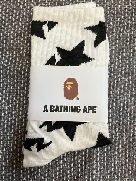 ★A BATHING APE★アベイシングエイプソックス スター柄 ホワイト★新品・未使用★A②