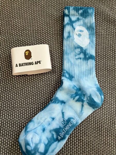 A BATHING APE ★アベイシングエイプ★タイダイ柄風ソックス ブルー 未使用C①