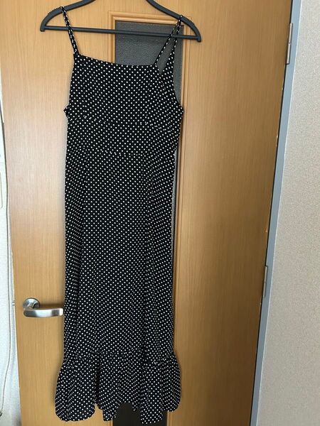 美品 (新品のように綺麗な状態です)fifth ドット柄 キャミソールワンピース サイズフリー お値引き交渉ご遠慮ください