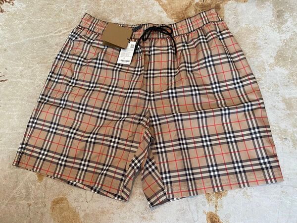 新品未使用 BURBERRY LONDON ハーフパンツ L チェック柄 ショートパンツ GOLF バーバリー ジャパン 製品