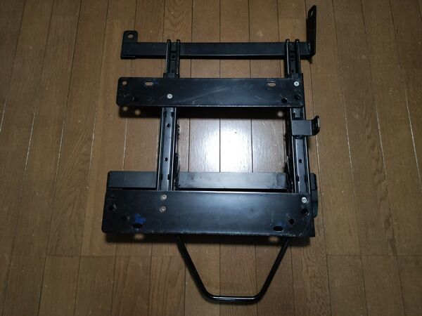 MR-S ZZW30用 運転席側 シートレール ブリッド BRIDE MO
