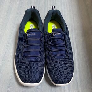 【新品未使用】runtashia ランニングシューズ EEE 27.0cm ネイビー