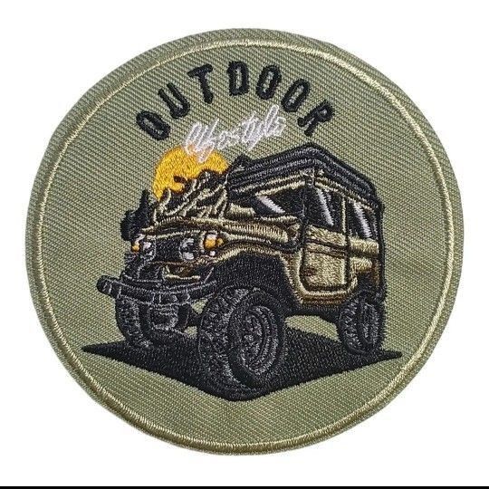 M-8【 アイロンワッペン 】 刺繍ワッペン 四駆 四輪駆動車 4WD 車 car アウトドア 山 マウンテン MOUNTAIN