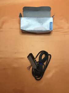 ☆未使用品☆【432】OMRON E3X-NH11　ファイバアンプ