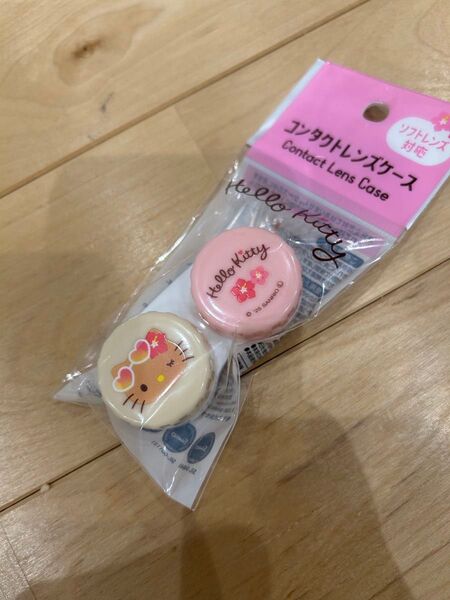 新品人気サンリオ売り切れ続出日焼けキティ可愛いギャルハローキティコンタクトケース小物薬入れに