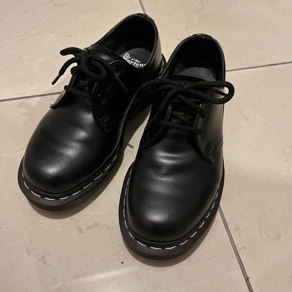 Dr.Martens 1461 ホワイトステッチ 3ホールシューズ