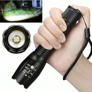 4芯ハイパワーLEDフラッシュライト 強力照射 防水ズーム式ポータブルトーチ9626111080