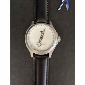 新品 トリフォグリオ イタリア フィロソファー PH111SSWH 腕時計