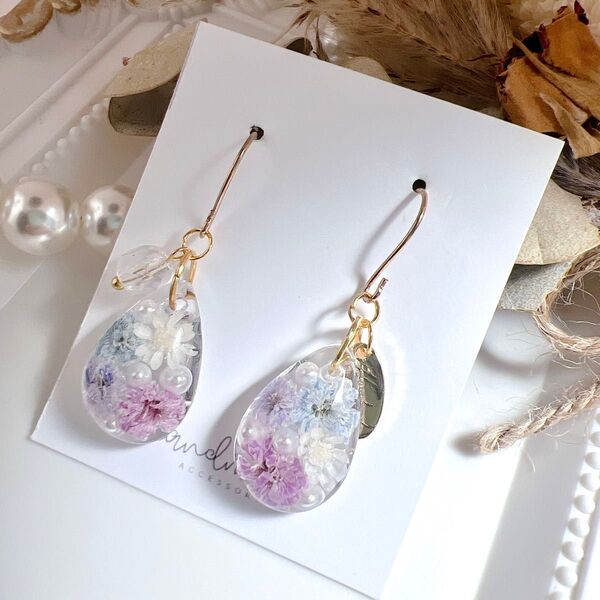 No.1280 ハンドメイド かすみ草 スターフラワー パール 雫 レジン ピアス イヤリング