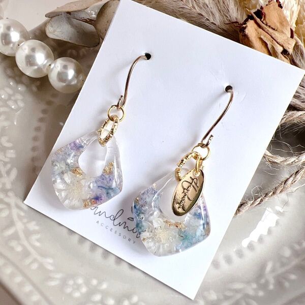 No.1309 ハンドメイド スターフラワー クリスパム ブルー レジン ピアス イヤリング