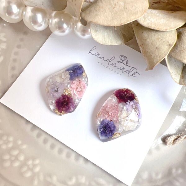 No.1316 ハンドメイド かすみ草 パープル パール 鉱石 レジン ピアス イヤリング