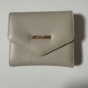 新品 未使用 MIKOMIERI ミコアメリ三つ折り財布 ベージュ ノベルティ くみっきー